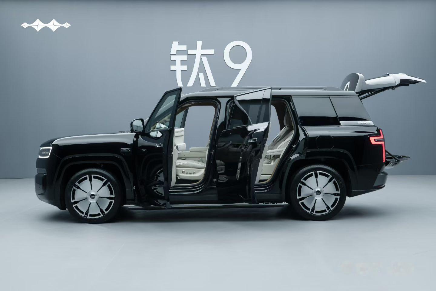 #比亚迪##方程豹#钛9内饰无敌，可惜外观偏保守。。。​