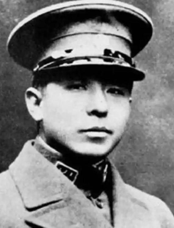 张学良临终前向家人吐露：蒋介石至死不肯原谅他，并非仅仅因为西安兵谏，而是那夜华清