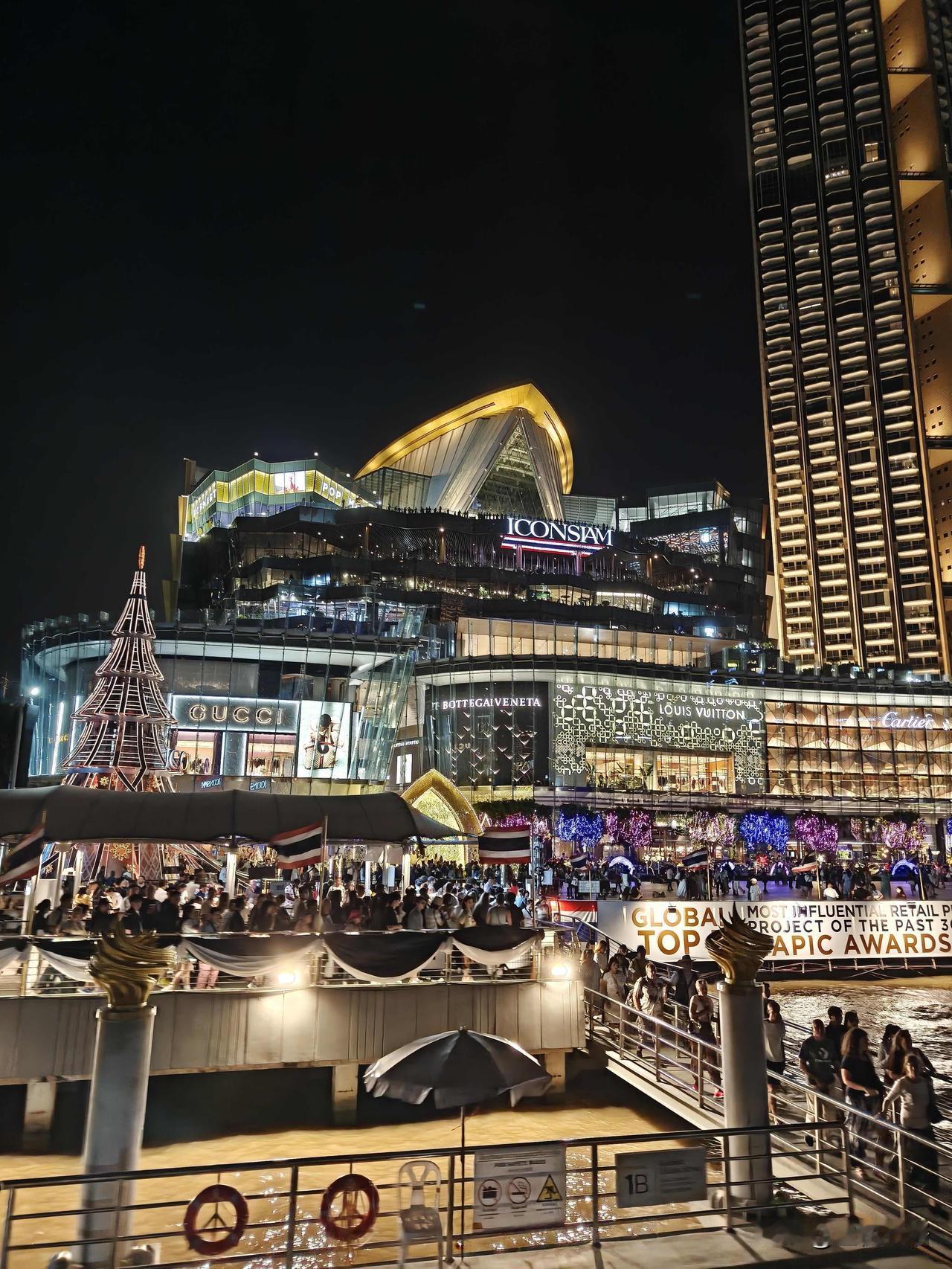 曼谷IconSiam才是亚洲商场天花板它根本不是商场，是把泰国77个府塞进1