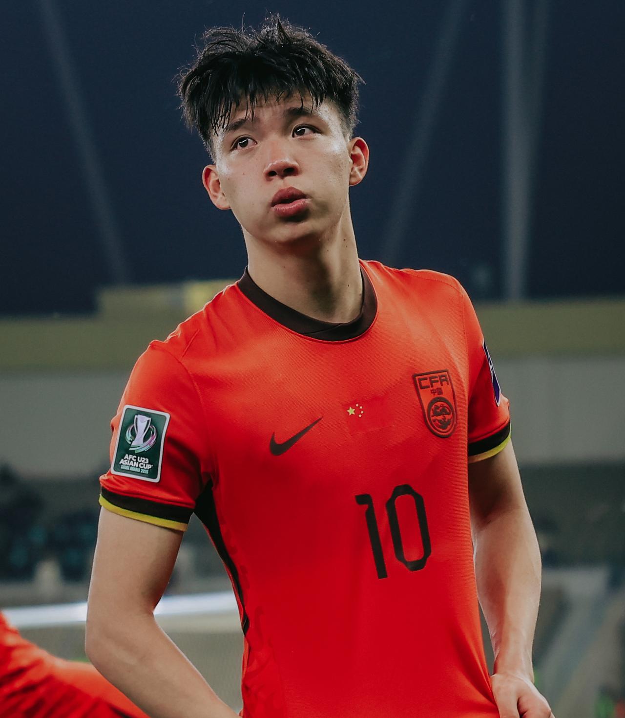 国足这次和喀麦隆、库拉索的热身赛，是新帅邵佳一上任之后的首次正式亮相。球队有9个