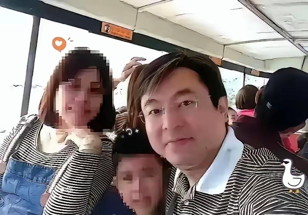 悄无声息举家迁居大陆。​​这件事没有任何公开消息，全程安安静静，消息传开后，台