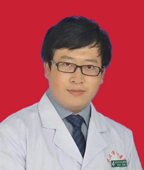 央视新闻点赞了！甘肃兰州，黄河里面飘着一个人，众人在岸上施救，不料有一个大学生，