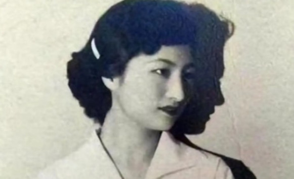 1966年，美国为了暗杀主席，联合老蒋设计出来一个“美人计”，派出了一个培养了十