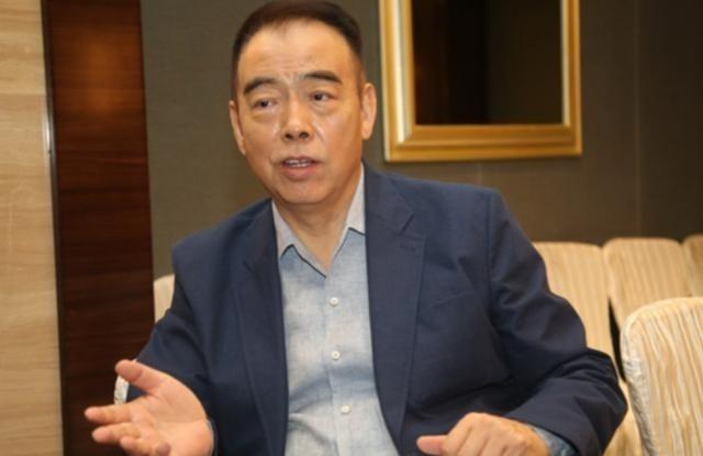 1996年，宋丹丹告诉倪萍，陈凯歌外面有人了。听到这句话，倪萍瞬间被愤怒冲昏了头