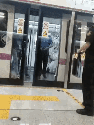 有一说一，这地铁站的服务还是挺好的吗？