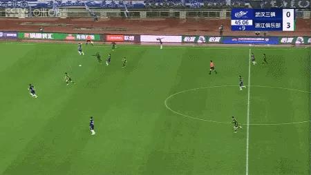 18岁的王钰栋已经取得了6粒中超进球头球1个远射1个过门将2个禁区内2个