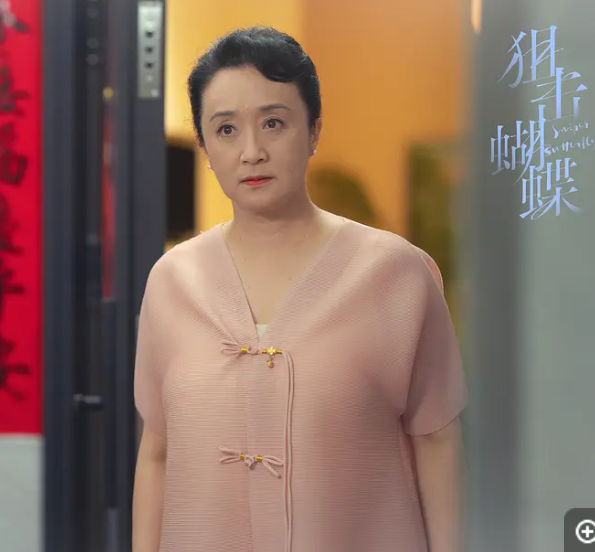 《狙击蝴蝶》林妍导演用细节刻画人心：李雾（周柯宇饰）把岑矜（陈妍希饰）