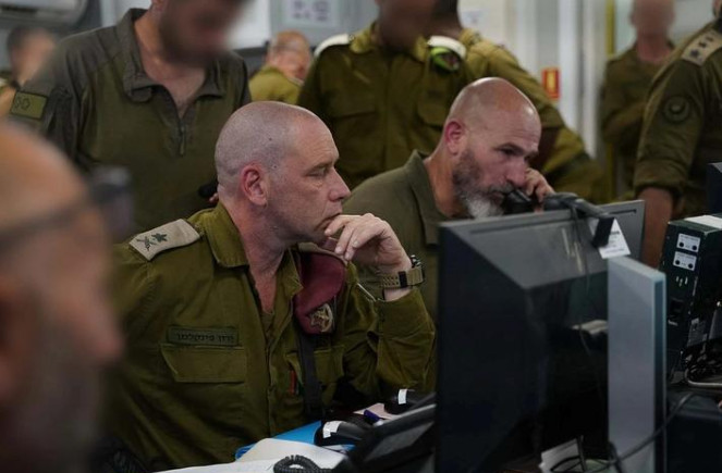 哈梅内伊遇害更多细节曝光！黑客入侵交通摄像头，AI算出刺杀路线。《纽约时报》和英