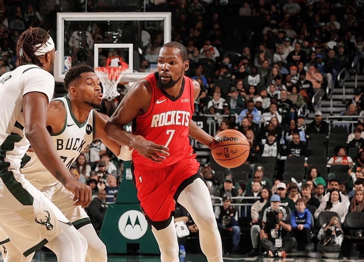 有一说一，火箭14分大逆转雄鹿，4大功臣：1、谢泼德4抢断1关键盖帽，三分6