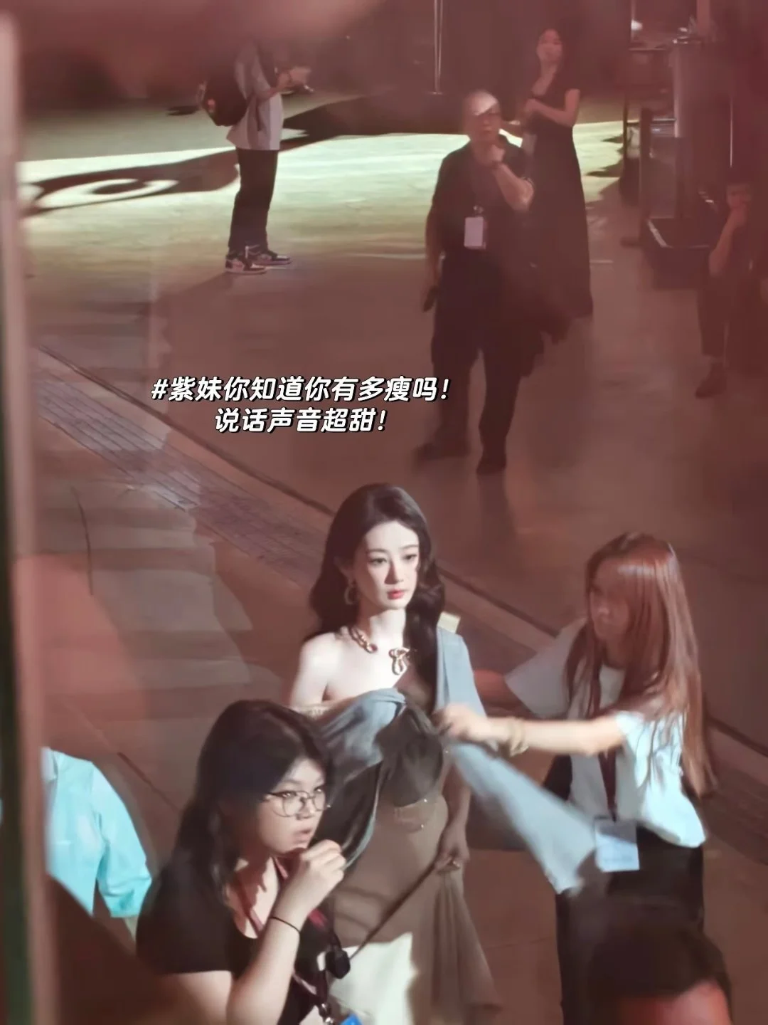 #杨紫杨紫是全方位的优秀！人品，演技，作品，商业价值！都是顶级！