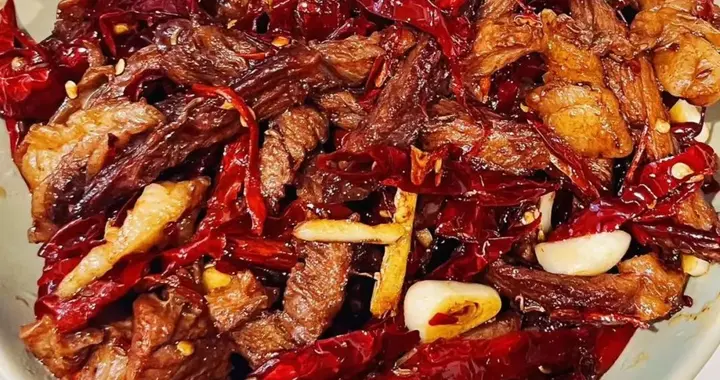 90后当起“做饭阿姨”,不打卡月入上万