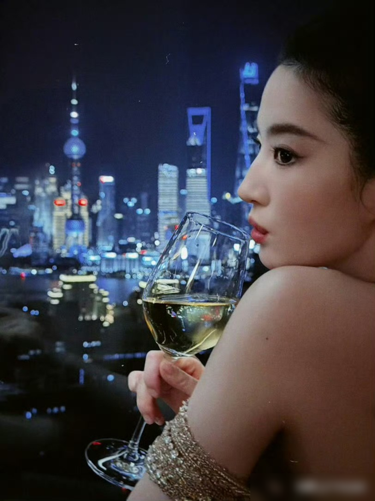 陈晓拒演《咸雪》的真实原因，居然不是档期？当初梦华录CP粉都盼二搭，片方也猛推。结果陈晓当时在拍《大