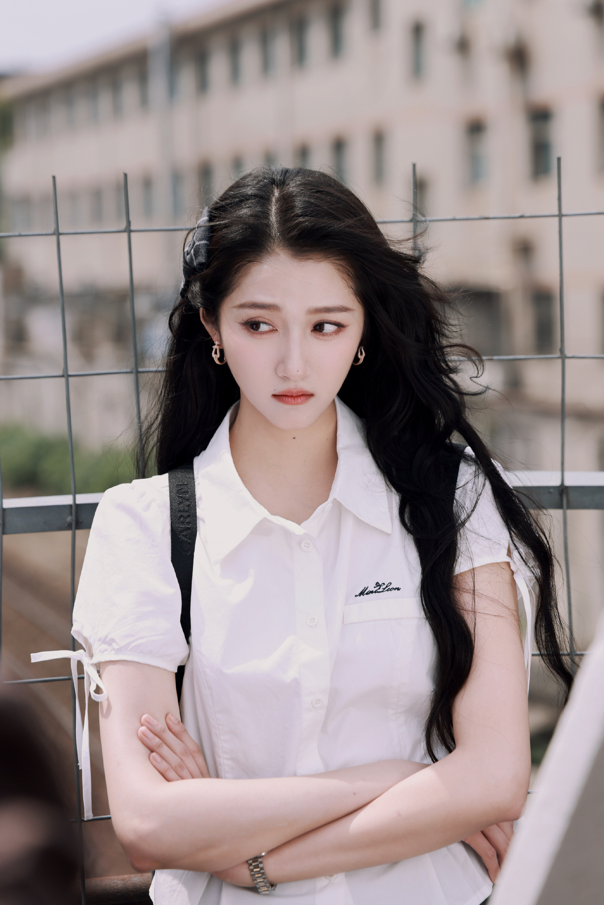 关晓彤李昀锐校服共创《耀眼》终于要上了！！！！没有不看的义务，男帅女美的校服照好