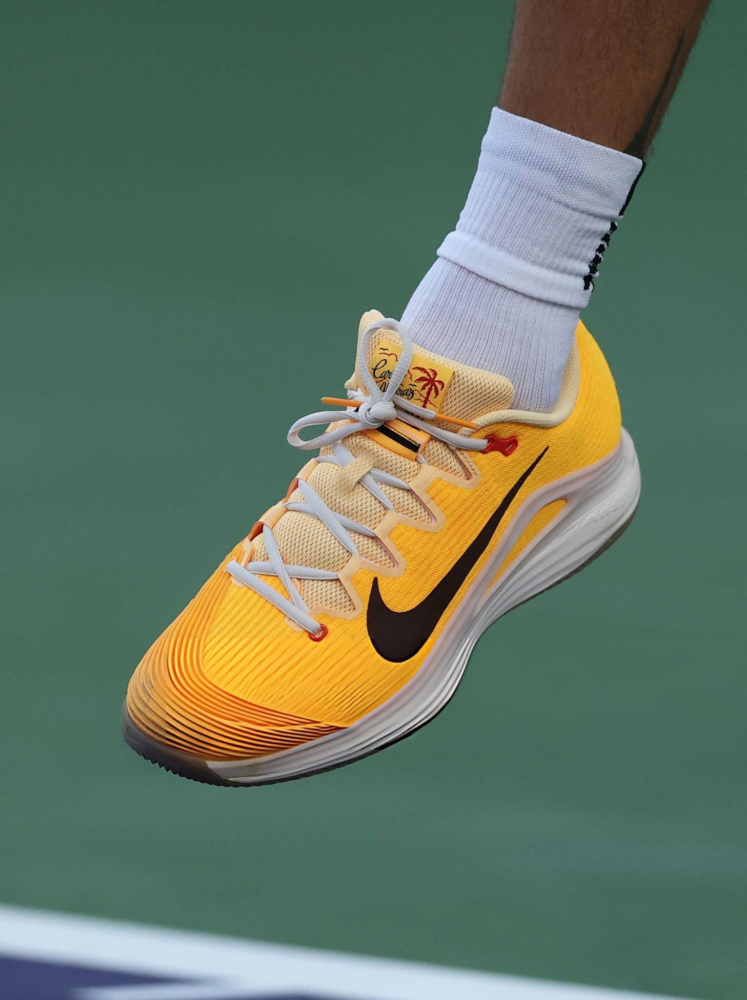 阿卡逆转林德克内西，喜提自然年开季14连胜和跨赛季室外硬地32连胜，如今的卡子在