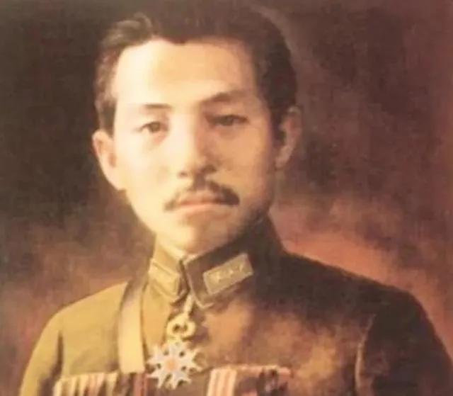 张学良在杀杨宇霆、常荫槐时，他们还跟着一个武装警卫连，这个全部由心腹组成的卫队，