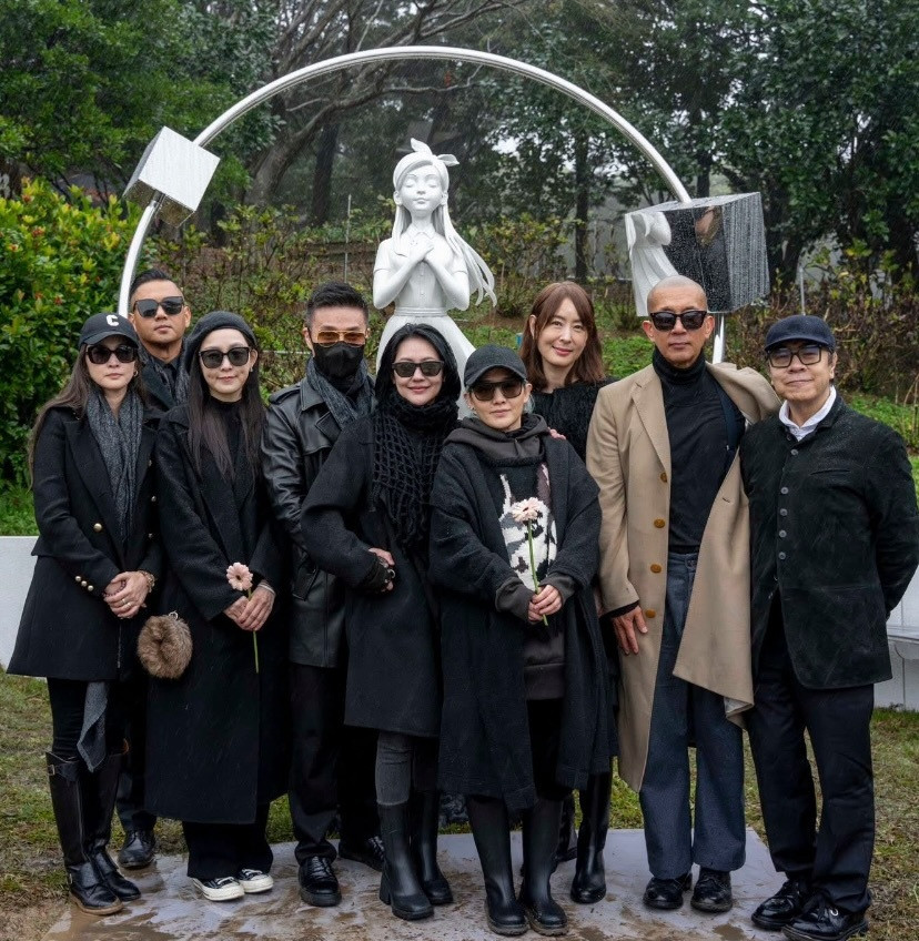 具俊晔今天穿这件大衣是熙媛27年前送给他的💧