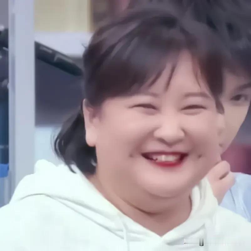 贾玲后来为什么很少出现在公众视线中？她到哪里去了？都在干什么？她的近况如何？