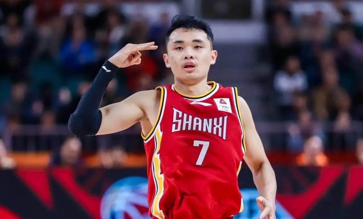 得分后卫，也就是2号位，将消失，被双能卫取代！全攻全守、速度快，是国际篮球发