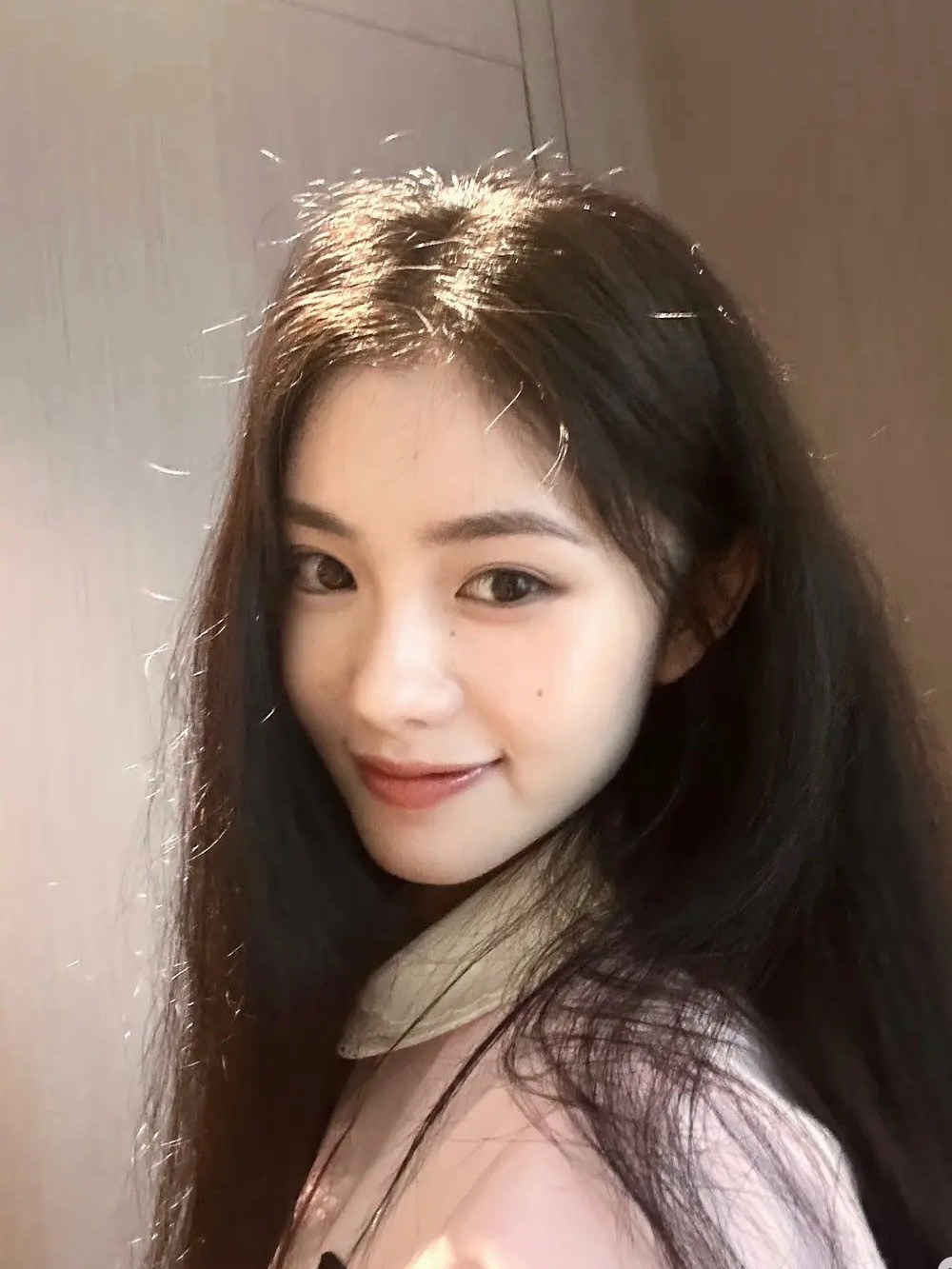刘浩存的沙发这么严重吗