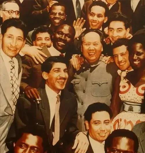 功德盖世，光照寰球！