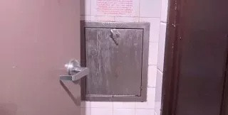 本周一下午3:15分，美国纽约一间公寓里，一个只有1岁的小女孩被她的叔叔扔进了楼