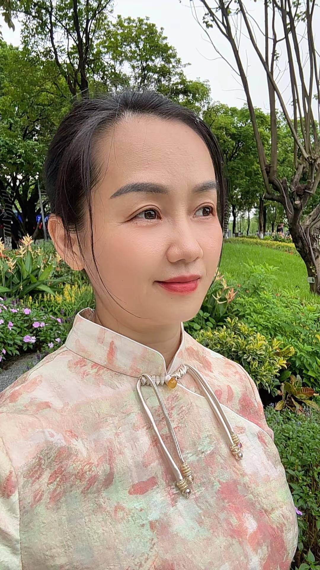 人生最好的六位导师。母亲的眼泪，父亲的低头，亲戚的冷漠，朋友的离开，爱人的