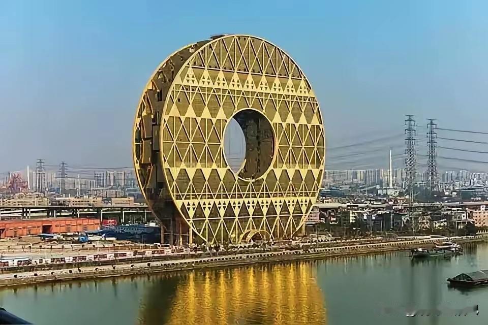 请发一张，当地最具特色的建筑[作揖]