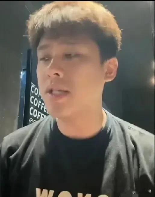 关于小S去姐夫老家的原因，大家众说纷纭。昨晚葛斯齐直播说:我觉得小S八成是去韩国