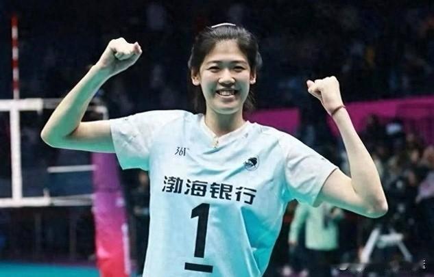 两大女排巨星朱婷，李盈莹同日出局，这样的结果太让人难以置信了。在今天全运会女排1