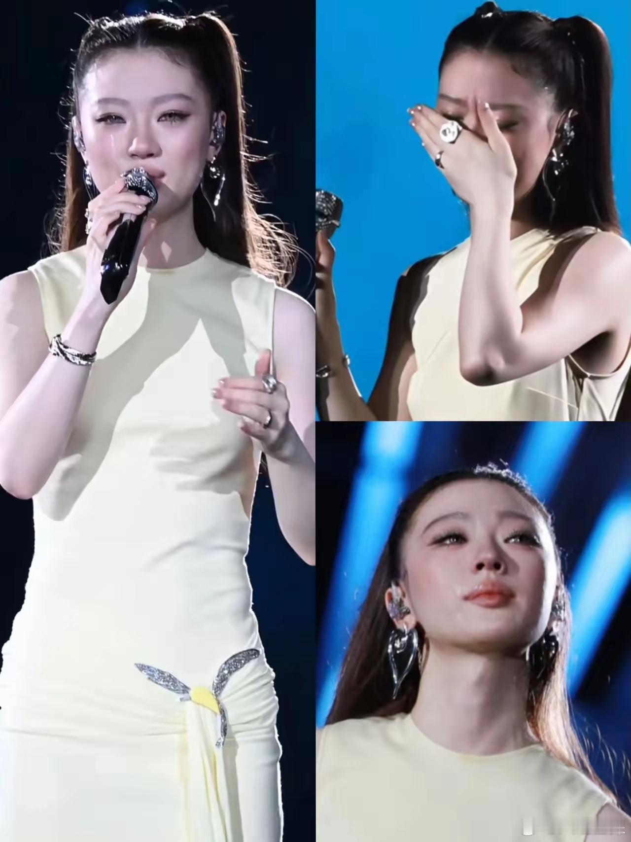 单依纯粉丝在演唱会上集体大喊“歌王”，她一听到歌王，眼泪默默地流下来了！​单依纯