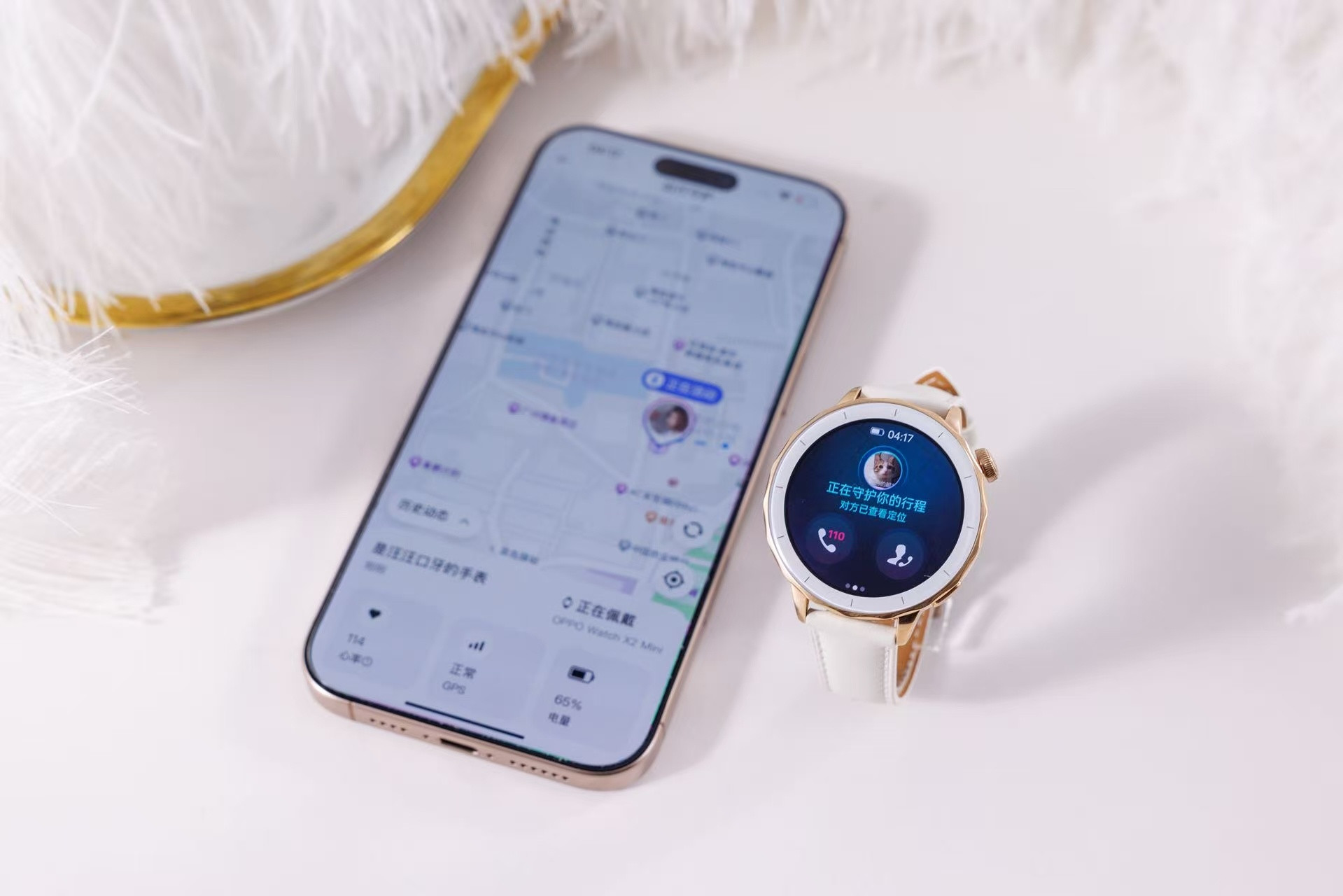 最近天天戴着OPPOWatchX2Mini小金表，1.32英寸圆表盘搭