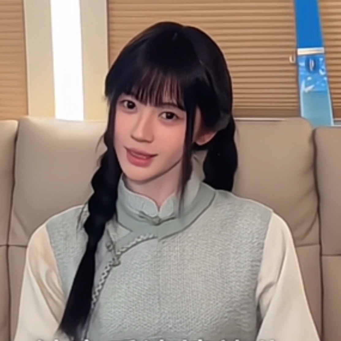萌妹子手段了得鞠婧祎这是拍戏还是蹦极jjy鞠婧祎高空吊威亚速降​​​