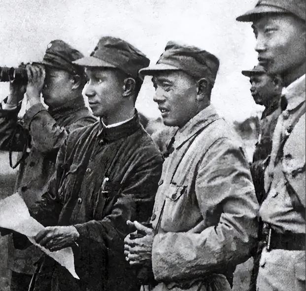 1939年，新四军留下36名重伤员和10条枪，3年后粟裕再见傻眼了：这支水鬼部队