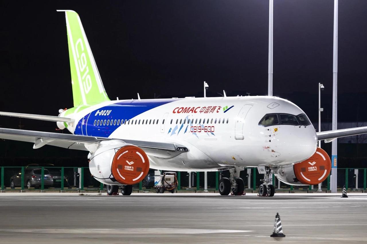 [呲牙笑]C919-600短机身高原型开始进行滑跑测试了——C919-600