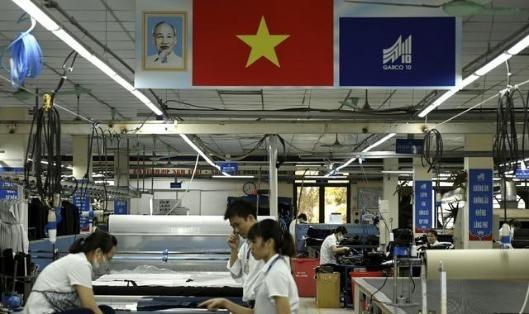 越南23家纺织厂倒闭，订单都流到中国来了，这可不只是因为中国企业报价低，关键是咱