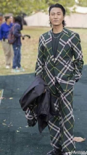 居然有人说陈坤被日本人替换了，现在的他就像龙门飞甲一样，是个替身？我觉得