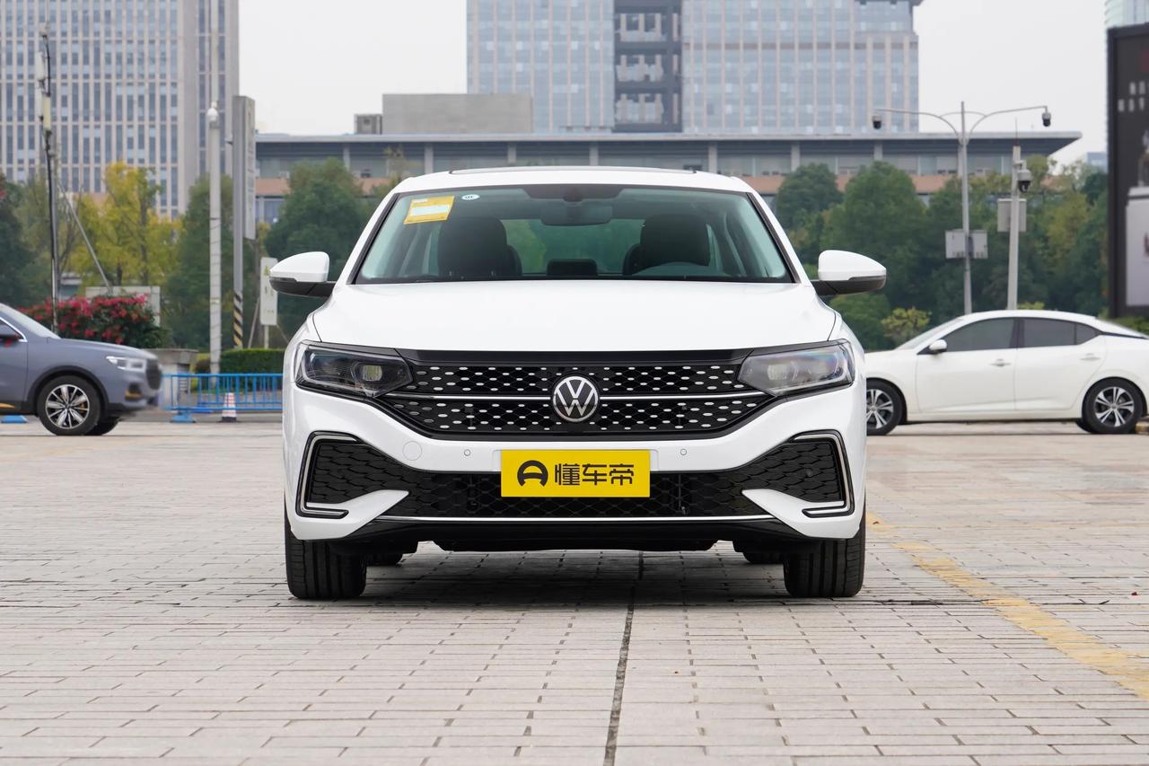 现在的汽车真是越来越便宜了，原来买辆帕萨特380TSI，需要20多万元，而如今只