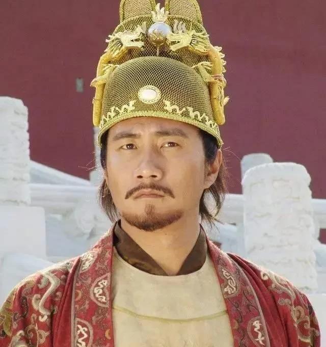 1377年，67岁的宋濂乞求告老还乡。朱元璋赐给他一块布料，并告诉他：“33年后