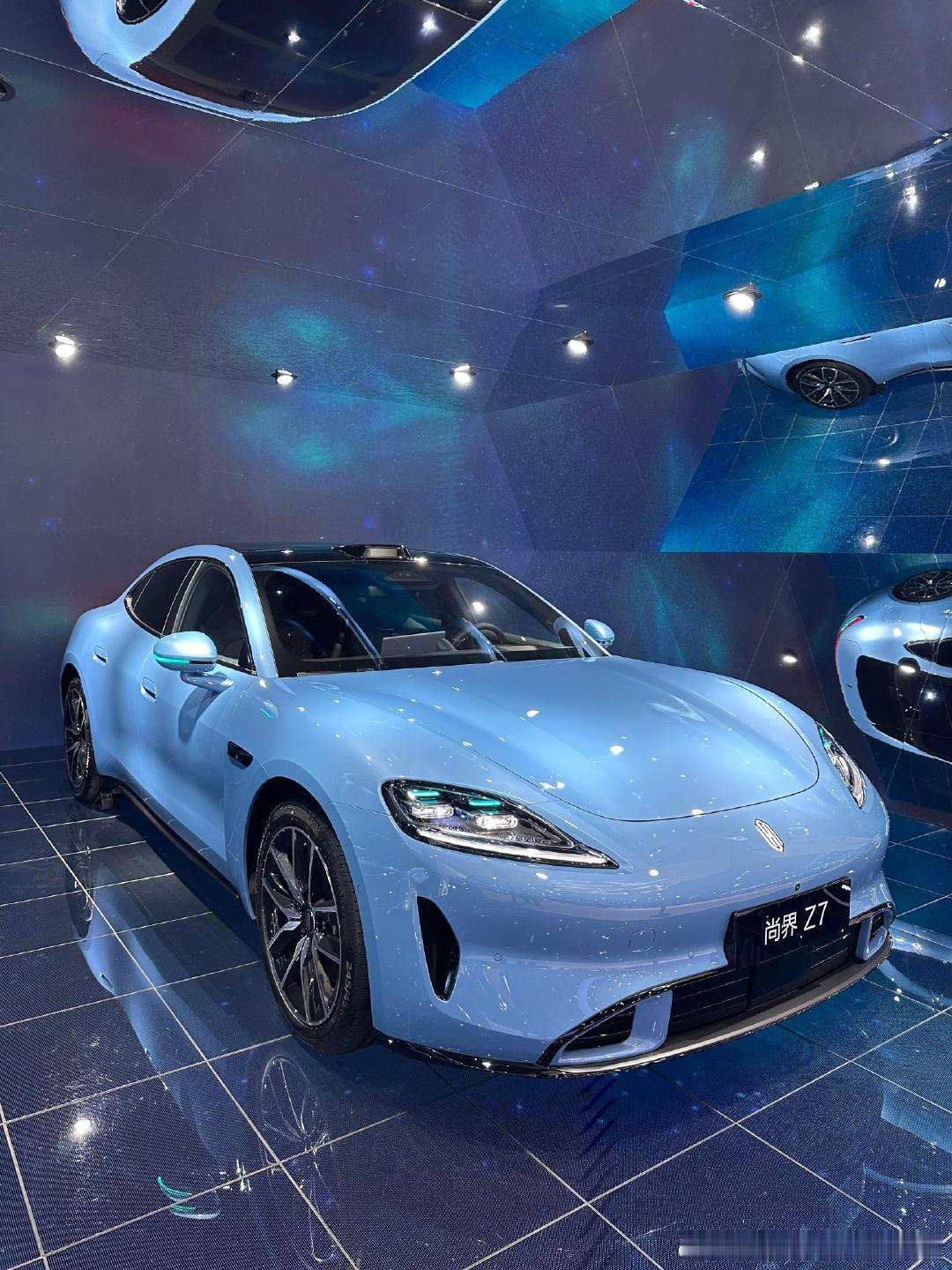 车展打卡尚界Z7/Z7T跑遍B4鸿蒙智行、B5尚界展台，就为看尚界Z7、Z7T实