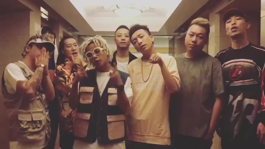 外国加油歌 15001596135779337478.jpg?id=0