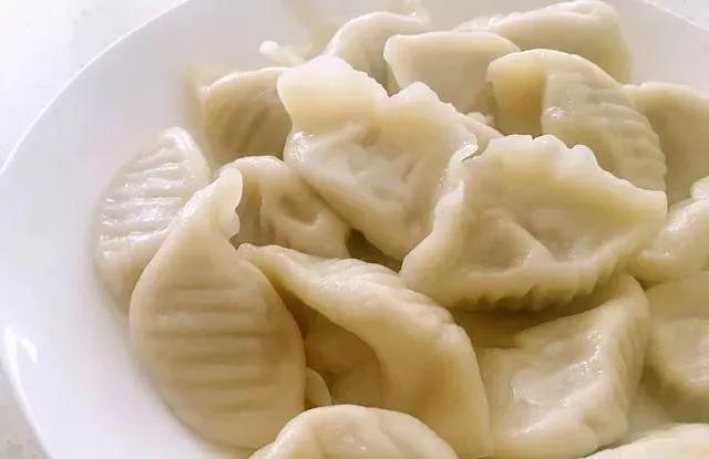 水饺，桃酥情节现在的70，60年以前出生的人，他们有个情节，就是对水饺特别的爱