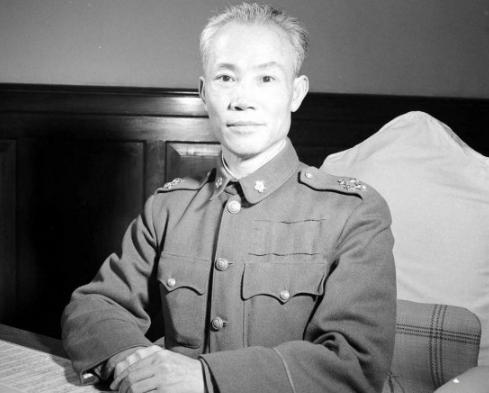 同样四颗星，何应钦被撸、白崇禧被冷落，凭什么陈诚成了二号人物？同样是国军