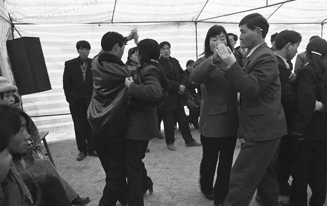 九十年代末的西安，摄影:胡武功​​​