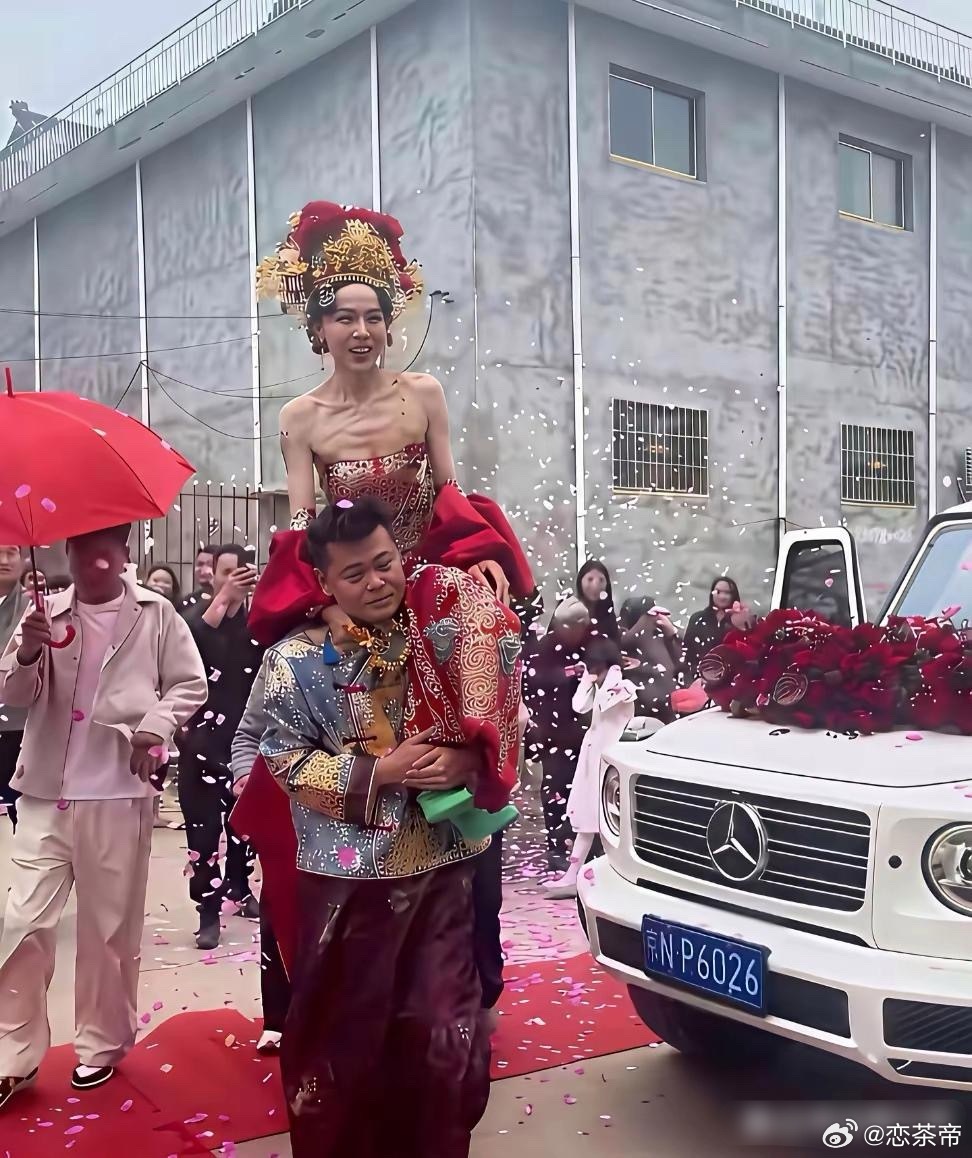 见过的最瘦的新娘！为了美，不知道付了多少？