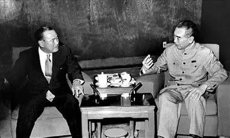 1972年，日本战败要赔偿我国1200亿，可毛主席想都不想直接拒绝，当时很多人不