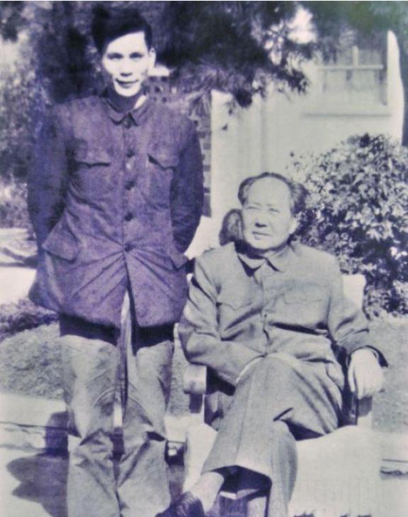 1967年，毛主席的警卫员李连庆，时隔多年终于回到自己的老家，却听到有村民笑他在