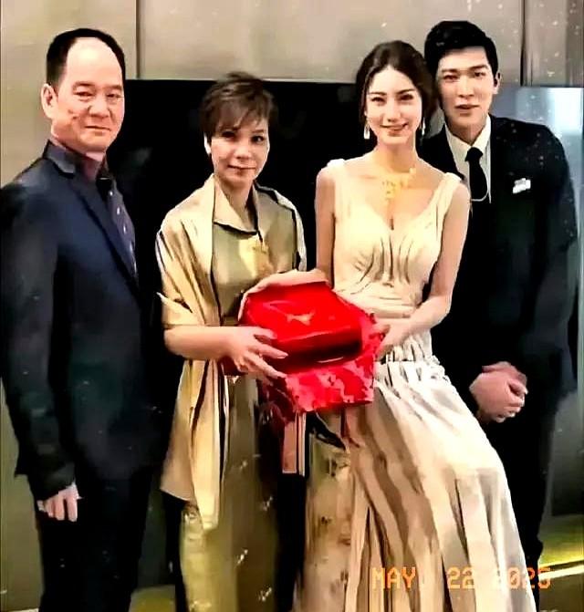 马筱梅前夫郑扬融突然杀了个回马枪！销声匿迹八天后，这位哥凌晨四点突然甩出重磅