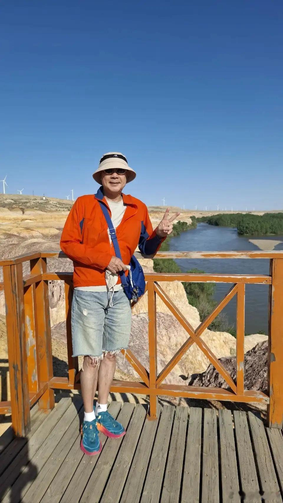 【藝人】67歲李成昌有意定居內地自揭為2個原因暫不北上發展.李成昌是TVB金牌