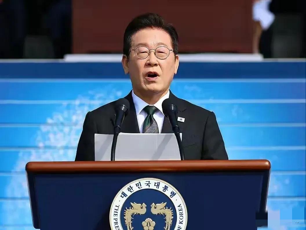 韩国总统李在明语出惊人，近日在国防会议上说不要驻韩美军了，韩国要争取国防自主！勇