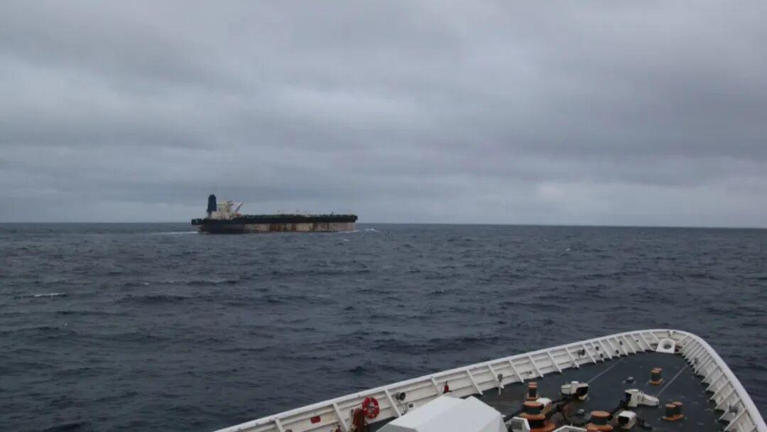 有情报显示：美国正在按照步骤有计划地推进吞并欧洲及美洲国家。美国紧急调重兵赴欧洲